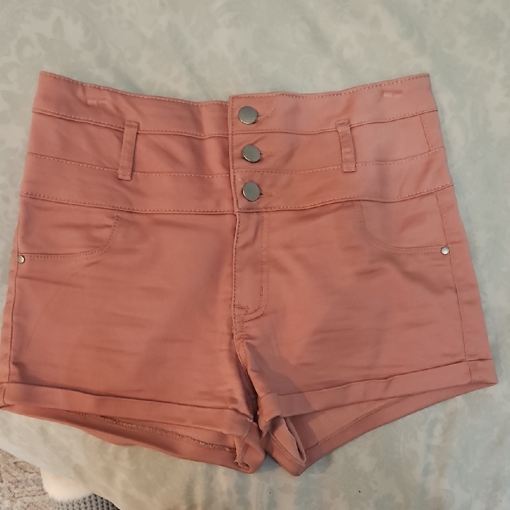 Refuge High-Waisted Pink Shorts